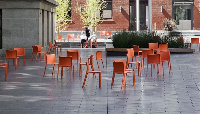 Arredo outdoor design: Air Chair Magis